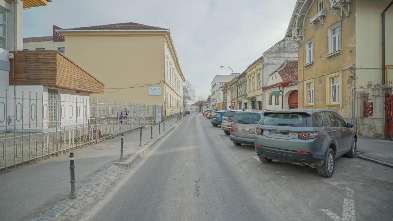 Oldtown Refuge Apartment Brasov Exterior photo